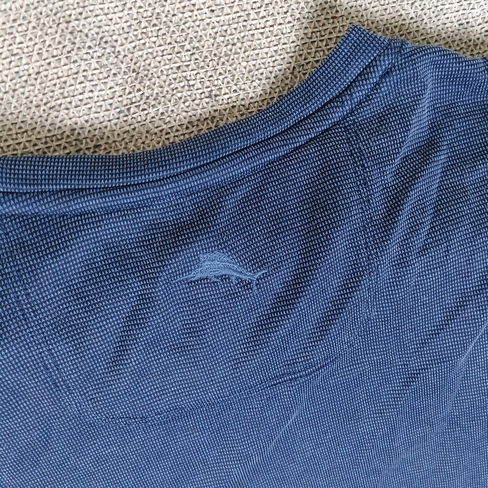 Tommy Bahama T-Shirt Mens Large Blue Excellent Tencel Modal Micro Stripe Tee - Picture 5 of 5